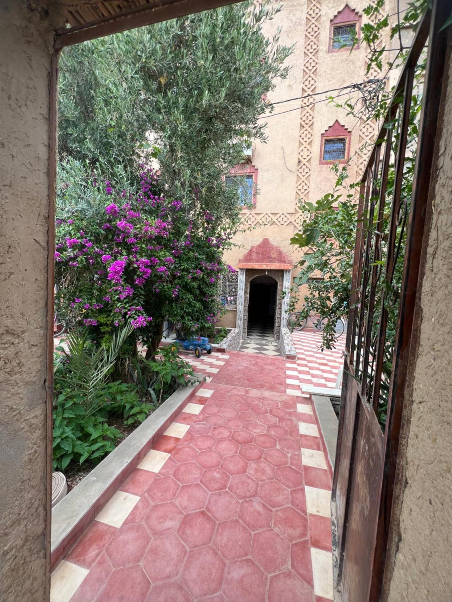 Отель Dar Calme Chez El Bouhali Скура Экстерьер фото
